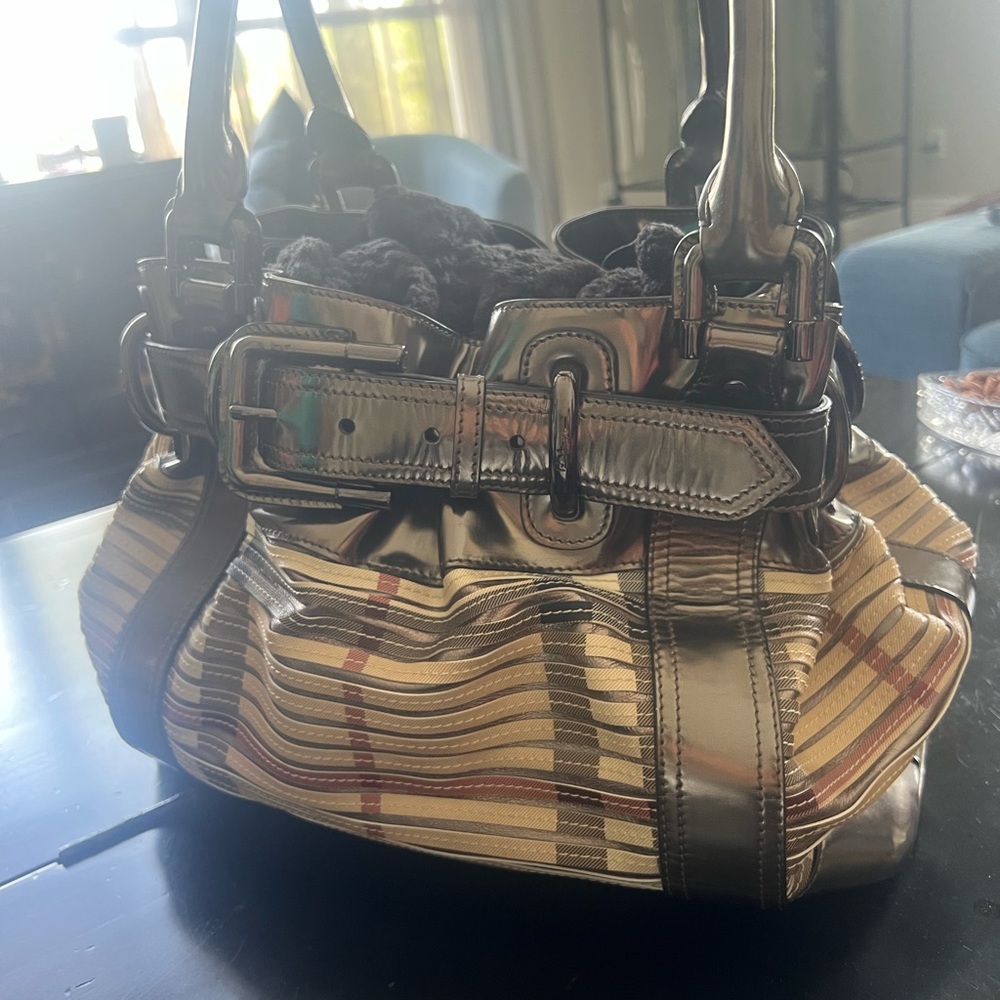 Vintage Burberry handbag